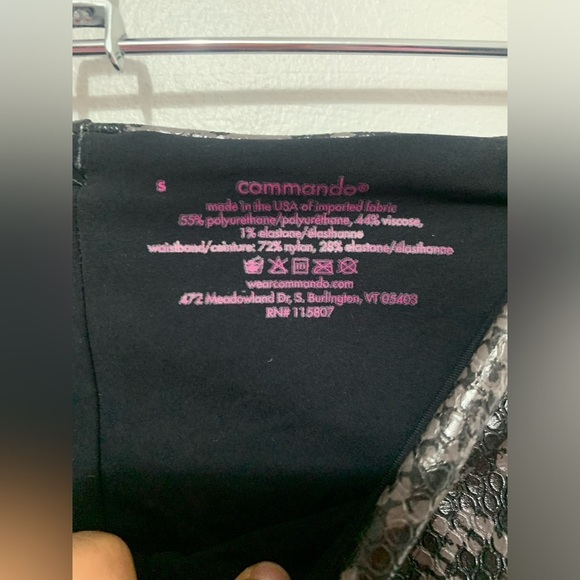 Commando 7/8 Faux Leather Animal Legging Perfect Control High Rise Grey Snake S - Picture 9 of 11